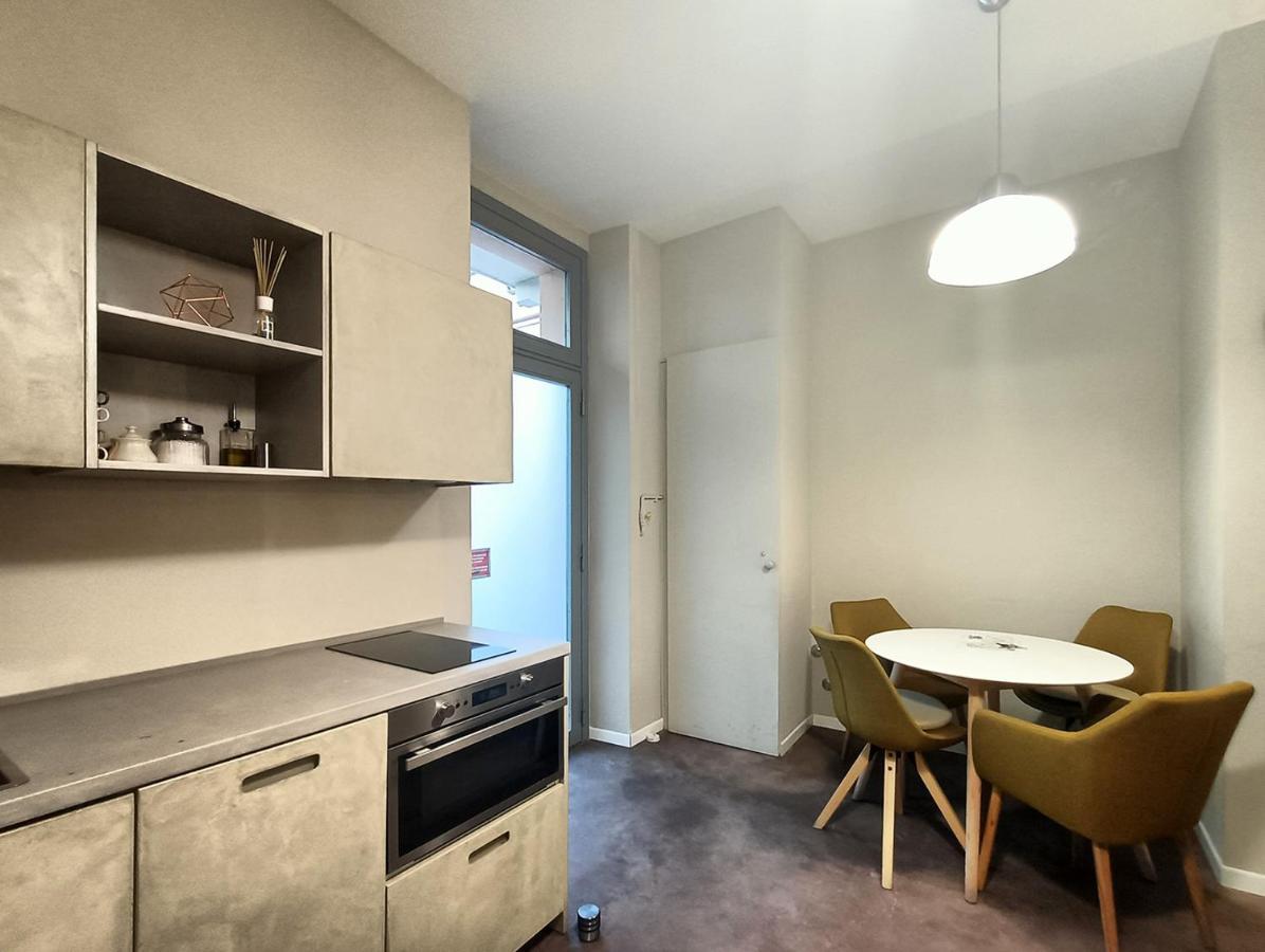 Game House In The Center Apartment Milan Bagian luar foto