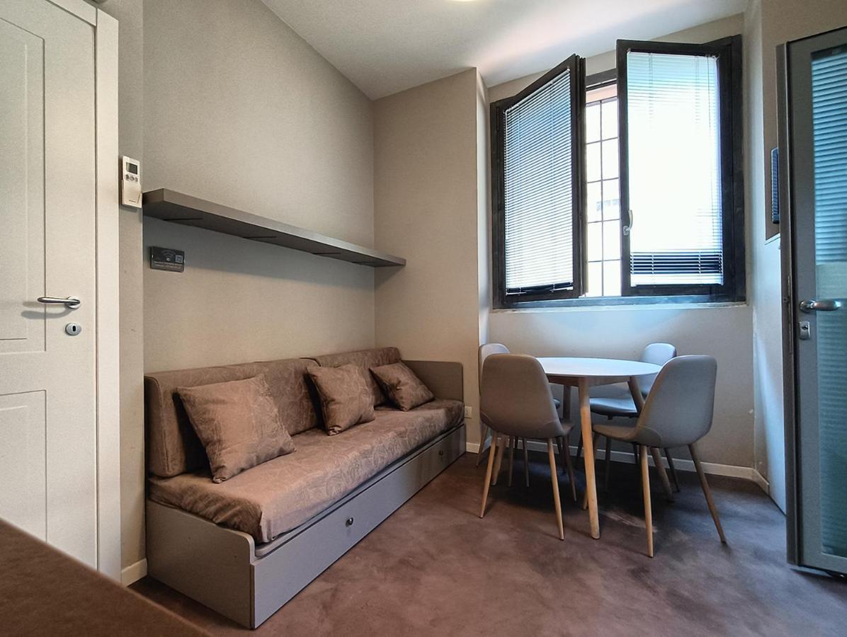 Game House In The Center Apartment Milan Bagian luar foto